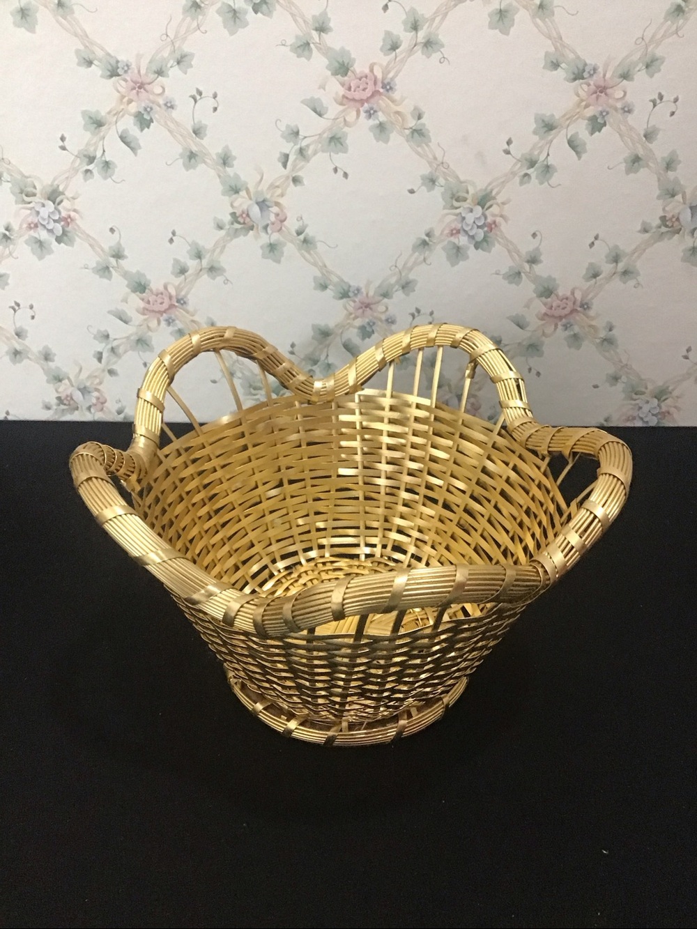 Vintage Scalloped Woven Brass or Gilded Aluminum/Copper Basket Never Used.